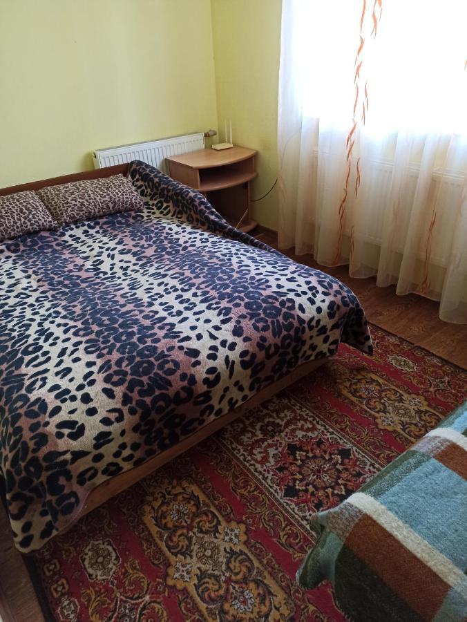 Петропавловская 16 Okhtyrka Екстериор снимка